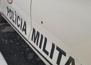 Homem que vendia caquis é atingido por tiro durante troca de tiros com policiais em São Gonçalo