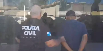 Homem com prisão preventiva por violência e descumprimento de medida protetiva é capturado em Maricá