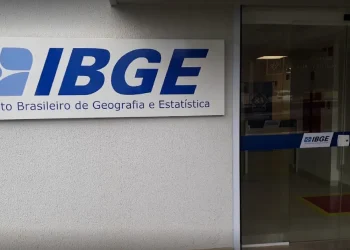 IBGE anuncia quase 37 mil vagas para cargos temporários em pesquisa nacional