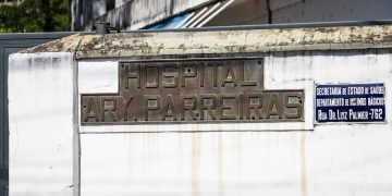 Profissionais de saúde de IETAP denunciam atraso reiterado no pagamento de salários e direitos