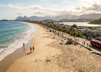 Maricá: crescimento econômico, mobilidade gratuita e praias, atraindo moradores da região