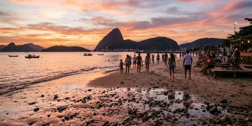 São Gonçalo revela praias escondidas e área de proteção ambiental com foco na preservação