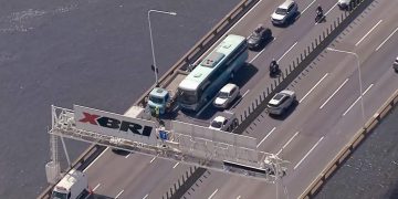 Acidente na Ponte Rio-Niterói causa lentidão no trânsito na tarde de hoje