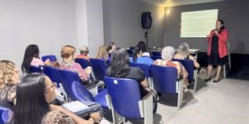 São Gonçalo promove palestra sobre alimentação escolar e adaptações para autistas