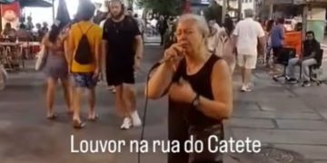 Idosa de 62 anos é agredida enquanto cantava louvores no bairro do Catete