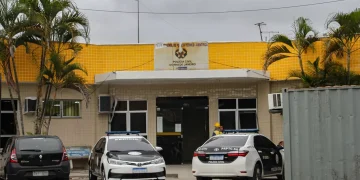 Motorista de veículo de tráfico provoca acidente fatal ao fugir de PF em Itaboraí