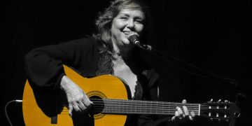 Jane Duboc retorna aos palcos com show especial em homenagem ao Dia das Mães