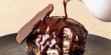 Jappa da Quitanda lança sobremesas e ação de fondue na Páscoa em Ipanema