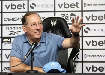 Justiça do Rio determina pagamento de R$ 122 milhões ao Botafogo pelo Lyon em três dias