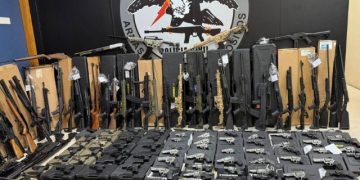 Polícia Civil apreende arsenal ilegal em estabelecimento de São Gonçalo