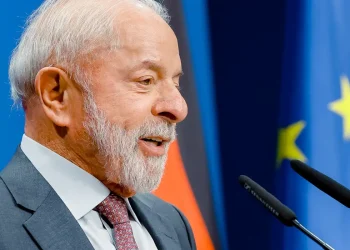 Lula critica veto dos EUA à participação da África do Sul no G20