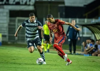 Maricá F.C. perde para XV de Piracicaba, mas mantém posição no G-4 da Série D