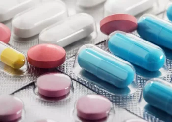 Alerj vota projeto que entrega medicamentos em residências para idosos e mobilidade reduzida