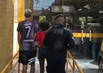 Homem e mulher são presos por tráfico em Várzea das Moças após abordagem policial