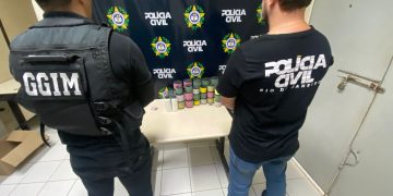 Niterói apreende 40 carretéis de linha chilena após denúncia e prende suspeito com materiais ilegais