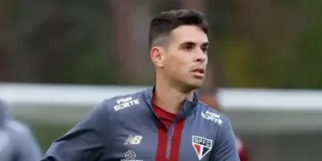 Meia Oscar anuncia aposentadoria após episódio de síncope vasovagal