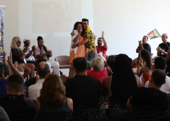 Parada LGBT+ de Madureira enfrenta desafios logísticos e fortalece união entre municípios