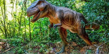 Parque Terra dos Dinos realiza festival de Páscoa com atividades para famílias em Miguel Pereira