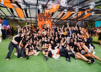 Academias e eventos ao ar livre transformam o treinamento em experiência social e de bem-estar