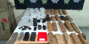 Operação na Alcântara apreende armas, drogas e materiais usados pelos criminosos