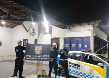 Polícia apreende R$ 187 mil em mercadorias ilegais durante fiscalização em Piraí