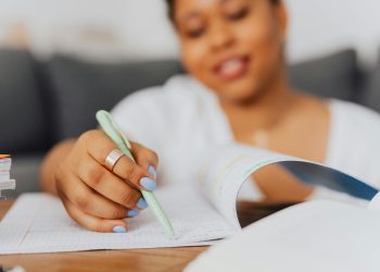 Editora Proverbo lança prêmio literário com inscrições abertas até junho