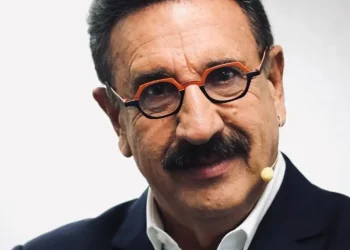 Ratinho vira réu na Justiça Eleitoral por declarações ofensivas contra deputada Natália Bonavides