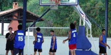 Projeto de basquete em São Gonçalo forma atletas de times sub-15 e sub-16 para competições profissionais