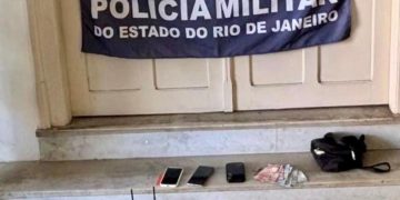 Polícia apreende drogas e prende três suspeitos em operação no bairro Ilha da Conceição