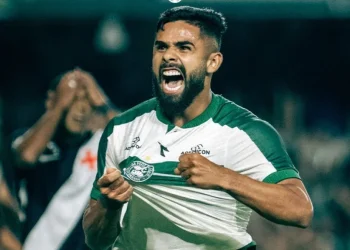 Vasco empata com o Coritiba fora de casa na 9ª rodada do Brasileirão