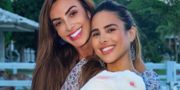 Wanessa Camargo participa de batizado de coelha nomeada pela influenciadora Nicole Bahls