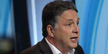 Garotinho afirma estar pronto para disputar eleição direta para governador do Rio, se STF decidir.