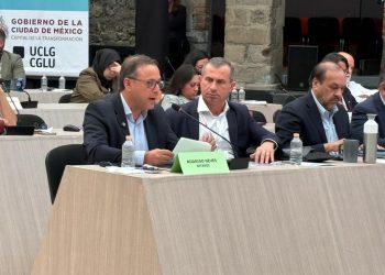 Prefeito de Niterói participa de debates em México e propõe sede do CGLU em 2027