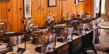 Shopping Nova América promove festival de feijoada com opções variadas e concurso culinário