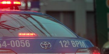 Operação do 12º BPM prende líder do tráfico e apreende arsenal na Zona Norte de Niterói