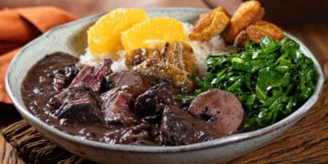 Feijoada do Batista é destaque no Festival e no menu executivo durante feriado no Recreio