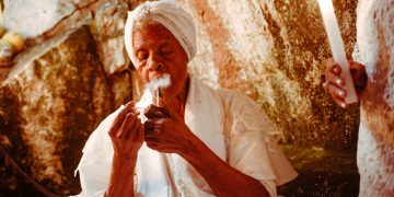 Pesquisa sobre memória e religiosidade afro-brasileira é apresentada em conferência internacional em Viena