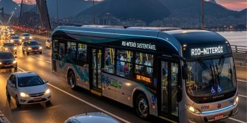 Ônibus elétrico inicia operação na linha 100D entre Niterói e Rio de Janeiro