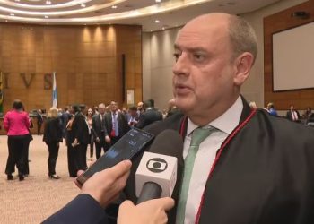 Supremo mantém Ricardo Couto de Castro como governador interino do Rio até decisão final