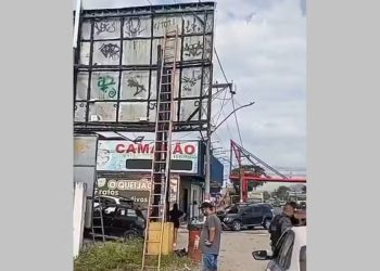 Homem morre após descarga elétrica e queda em manutenção na Rodovia Amaral Peixoto, Maricá