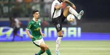 Alexander Barboza confirma acordo com Palmeiras, mas aguarda decisão final do clube