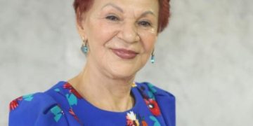 Ex-prefeita de São Gonçalo tem carro roubado durante visita a igreja no Barro Vermelho