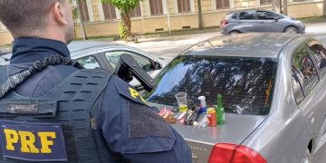 PRF flagra motorista alcoolizado, com CNH vencida, na Ponte Rio-Niterói