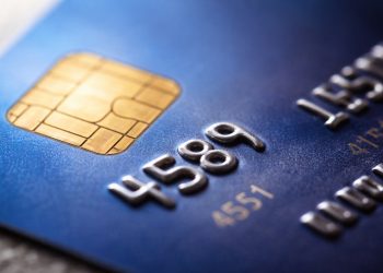 Instituições financeiras reforçam análise de uso do cartão de crédito e limitação de risco