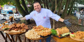 Festival Torresmofest em Jacarepaguá celebra torresmo e tributos ao rock com gastronomia e shows