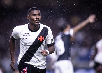 Vasco enfrenta Paysandu pelo jogo de ida da Copa do Brasil em Belém