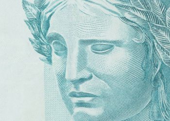 Fim de semana leva a aumento de gastos; controle evita impacto no orçamento