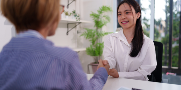 Mutirão de oportunidades em Niterói oferece mais de 2 mil vagas de estágio e jovem aprendiz