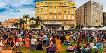Feira das Yabás celebra cultura afro-brasileira no Centro do Rio em homenagem ao Dia do Trabalhador
