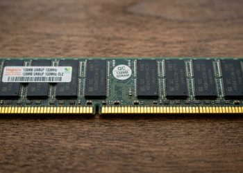 Placas de memória antigas escondem ouro valioso e podem gerar reaproveitamento sustentável